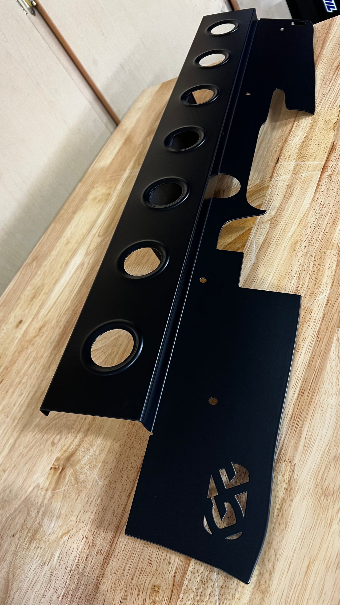 G BODY Radiator Cover