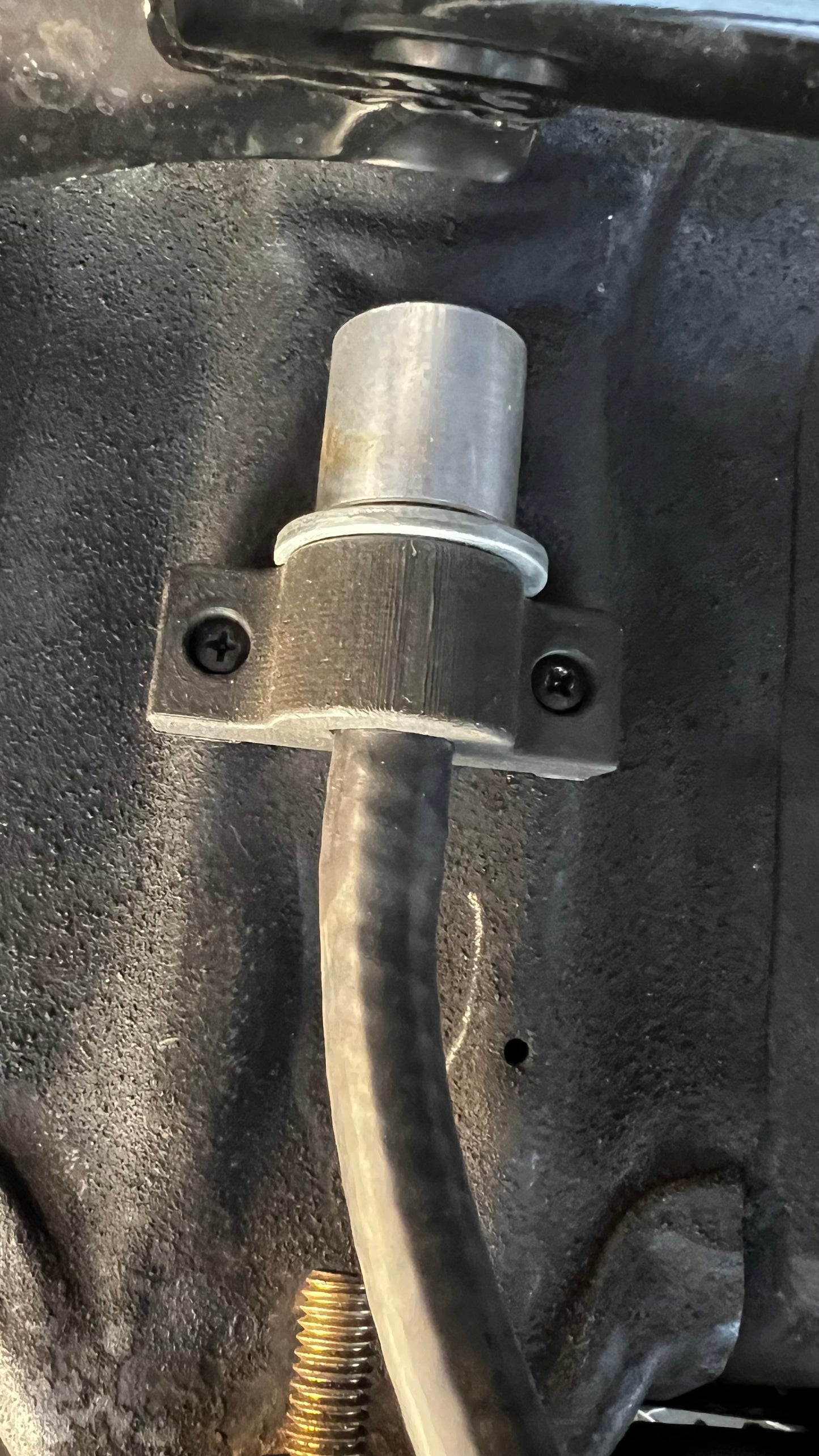 FUEL TANK VENT VALVE BRACKET